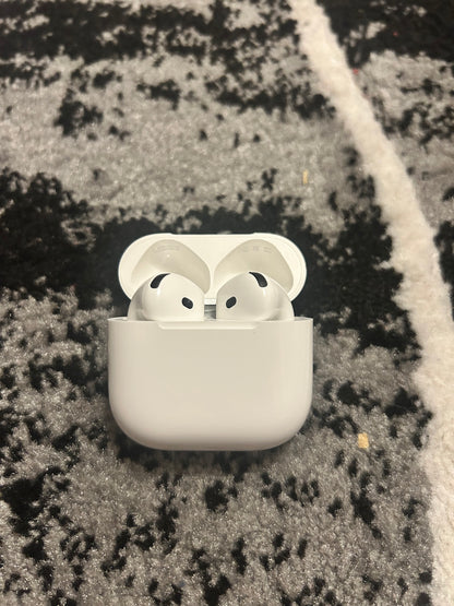 AirPods 4 ANC